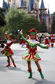 迪士尼乐园神奇圣诞节游行