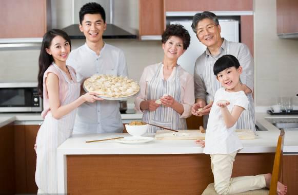 儿孝家顺,传承美德，构建和谐家庭